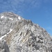 Hier schwingt der weitere Grat zum Bettelwurf ordentlich auf (und es wird zunehmend steiler), weshalb ich die gut einsehbare Umgehung auf der Fallbachkarseite gerne nehme.