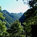 Am Aufstieg von Carugo nach Bercögn - Blick ins Valle di Drosina
