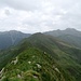 La lunga cresta che porta al Mottone di Giumello o Monte Albano