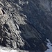 Die steile Aufstiegsrinne sieht auf diesem Bild täuschend flach aus. Das Gelände ist furchtbar steil und brüchig.
