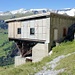 Beim Abstieg, bei Engi noch die Bergstation des ehemaligen Wetterhorn Aufzuges 1908 bis 1915 besucht