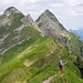 Abstieg vom Zindlenspitz zur Rossalpelifurggel auf wunderschönem Gratweg