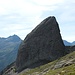 <b>Pizzo Pecora (2316 m).<br />La cresta W, visibile nella foto, è stata scalata la prima volta il 18 settembre 1936 da Hans Ritter e E. Steimann (AD).</b>