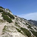 sentiero che costeggia la parte sommitale della montagna, in avvicinamento alla Forcella Valdritta