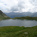 Lago d'Emet e rifugio Bertacchi. 