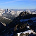 Aussicht vom Nördlichen Schönpleiskopf (2943m) nach Nodwesten. In der Bildmitte ist die Fasulwand. Links sind Pflunspitze (2912m), und Kaltenberg (2896m).
