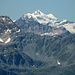 ...sowie etwas weiter links u.a. über Le Pleurer und den Aiguilles Rouges d'Arolla der Grand Combin