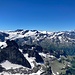 Ein Traumpanorama entschädigt etwas für den Misserfolg am Rotstöckli...: Urner und Berner Hochalpen, ganz im Hintergrund noch die mächtigen Walliser 4000er