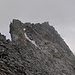 Cima principale del Witenwasserenstock vista da sotto la cima ticinese
