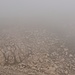 Wo ist jetzt der Gipfel des Piz Tuf? Im Nebel musste ich das GPS zur Hilfe nehmen.