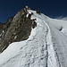 Noch auf guter Spur über den Nadelhorn NE-Grat: unter dem Gipfel die felsige Gratpassage, wo ich wegen starker Bise und Eis umkehrte