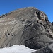 Blick vom Col des Paresseux auf den steilen Gipfelhang