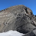 Blick vom Col des Paresseux auf den steilen Gipfelhang