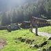 Frühmorgens wandere ich an der Malga Premassone vorbei.