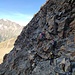 passaggio sul fianco della montagna
