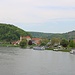 unterwegs über die Donaubrücke zur Schiffsanlegestelle in Kelheim