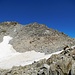 Rückblick auf den Pointe d'Orny.<br />Der Anstieg auf den Gipfel verläuft in einem weiten Linksbogen in der nähe der Gratlinie und ist mit Steinmänner recht gut markiert