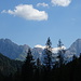 Monte Cimon (m.2422) e Creta Forata (m.2462).
