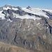 Hier ist noch ein Übersichtsfoto, das auf der Nördlichen Malhamspitze geschossen wurde. In Rot ist der Aufstiegsweg eingezeichnet, in Blau die Abstiegsvariante am Gletscherschliff. In Grün ist der Weg zur Nordschulter eingezeichnet. Bei unserer Besteigung war die Schneelage ähnlich.