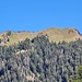 <b>La Cima d'Aspre (1848 m) vista dall'Alpe Arami in una foto del 31.7.2022.</b>