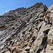 Die Querung auf 3000m nach links unter dem Vorgipfel