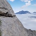 Blick auf das Nebelmeer während des Abstieg.