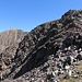 hinten taucht die Feldspitze auf