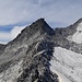 Der Gipfelaufbau der Barmerspitze. Wie man da wohl von der Osttiroler Seite am besten raufkommt? Im Vordergrund der spitze und scharfe Grat von der Südlichen Patscher Schneid zum Patscher Törl.