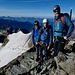 Überglücklich auf dem Gipfel des Piz Bernina 4048m!