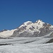 Blick hinauf zum Ursprung des Gletschers, wo immerhin noch etwas Schnee liegt