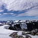 Der Gipfelgrat des Glittertind hat mittlerweile etliche schnee- und eisfreie Bereiche.