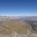 Aussicht Richtung Nordosten, ins Oberalpgebiet- und Gotthardgebiet und weiter zum Tödi.