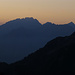 3. Tag: Aufstieg in der Morgendämmerung zur Poncione di Fopà SE-Flanke: von links Torent Alto und Basso, Cima d'Örz und Piz di Campedell