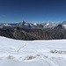 Beim Abstieg über den Alphubegletscher hat man eine fantastische Aussicht.