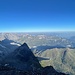 der Eiger wirft seinen gewaltigen Schatten in die Schweizer Landschaft