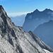 Blick zurück zur Mittelegihütte und das Wetterhorn