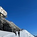 im oberen Mönchsjoch liegt die gleichnamige Hütte, wir marschieren weiter zur Station Jungfraujoch