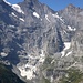 Blick auf die eindrucksvolle Nordostflanke des Gspaltenhorns. Man sieht auf auf die Spalte am Gipfel, der der Berg seinen Namen verdankt.
