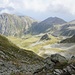 Blick vom Passo dell'Arasè hinunter zur Alp Valüglia