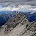 Theoretisch ginge es hier am Grat weiter zum Hinterberghorn (Schlüsselstelle III- sehr ausgesetzt!)