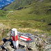 wenn man hier auf der Chläuifurggla angekommen ist, kann auf dem markierten Wanderweg zur Alp Chläui abgestiegen werden.