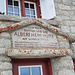 Unser Nachtquartier: Die altehrwürdige Albert Heim Hütte aus dem Jahre 1918