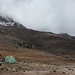 das Lava Tower Camp wird allerdings meistens nicht bezogen, sondern nur als Zwischenziel zur Akklimatisation genutzt..