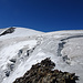 Hier endet die Arête de la Gouille und über den Gletscher erreicht man das Gipfelplateau des Mont Vélan.