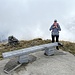 immerhin gibt es hier auf dem Gipfel eine breite Bank