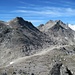 das erste Highlight: der Übergang über den Gipfel P. 2733 und Abstieg zur Triebtenseelicke