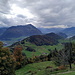 Über diesen prominenten Grat Seewligrat stiegen wir auf; im Hintergrund das Stanserhorn.