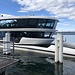 Elegant und schnell: Der Katamaran bringt uns von Kehrsiten am Fusse der Standseilbahn direkt nach Luzern.