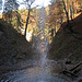 hinter/unter dem Wasserfall sieht es so aus