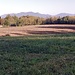 Nelle colline di Caidate un bellissimo scorcio sul massiccio del Campo dei Fiori e Prealpi Varesine. 